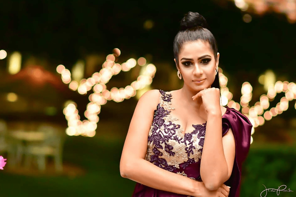 මහේෂි මදුසංකා විදෙස් ගත වෙයිද?