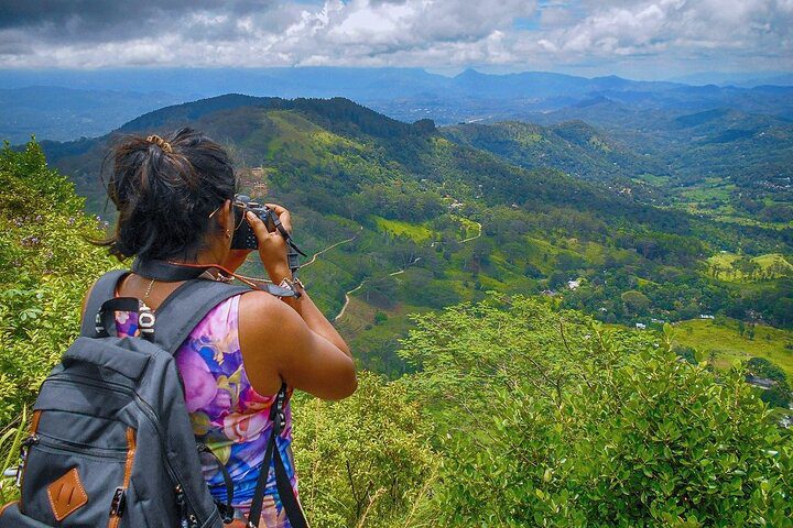 හන්තාන තරණයේදී අතරමං වූ සිසුන් 10ක් බේරා ගැනෙති