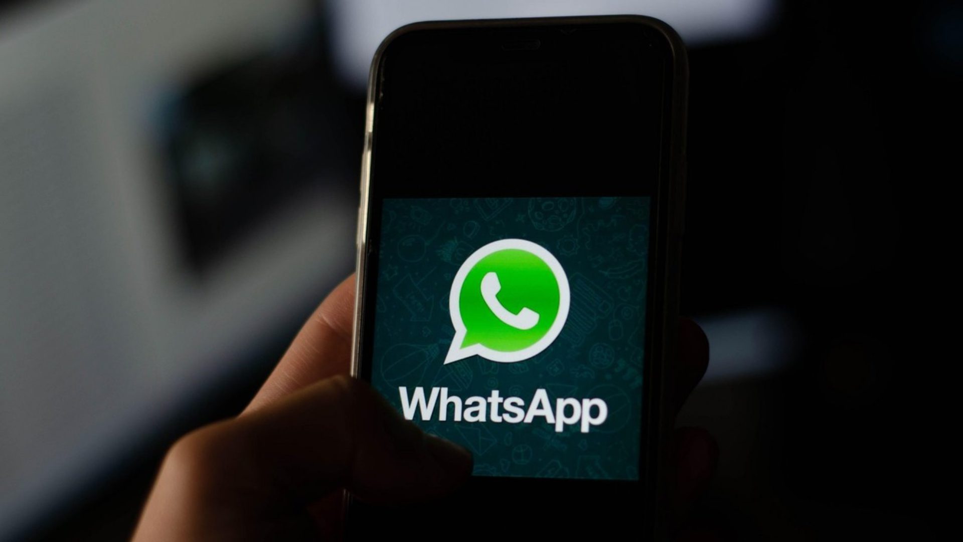 WhatsApp පරිශීලකයින්ට විශේෂ දැනුම්දීමක්